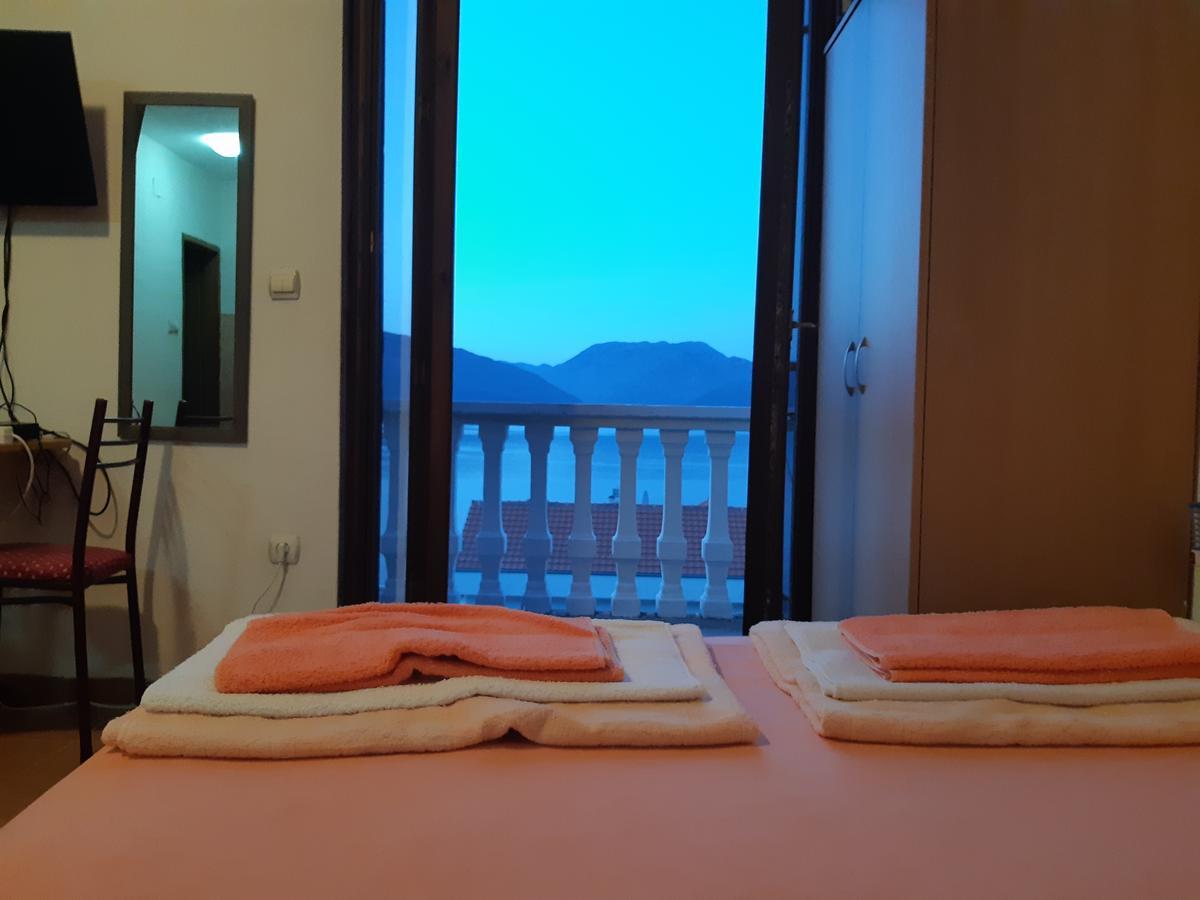 Apartments Ceca 蒂瓦特 外观 照片