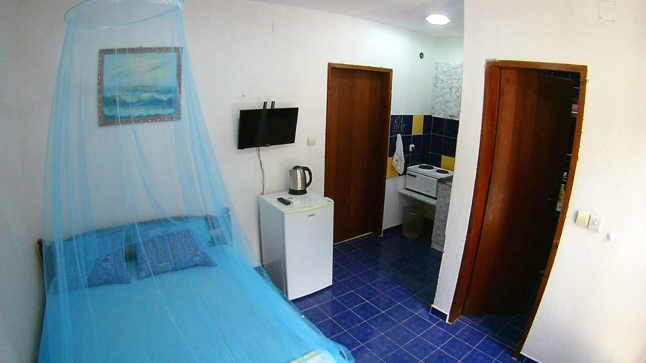 Apartments Ceca 蒂瓦特 外观 照片