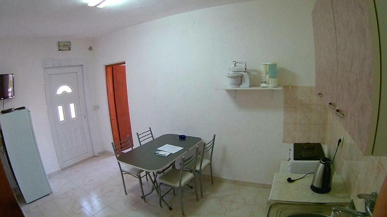 Apartments Ceca 蒂瓦特 外观 照片