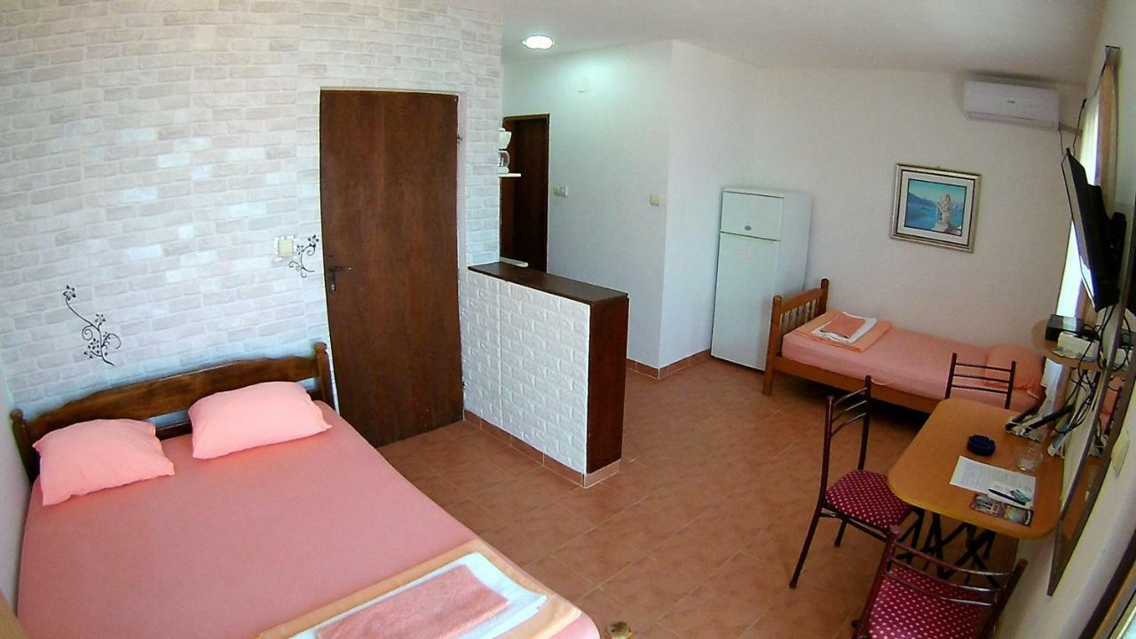 Apartments Ceca 蒂瓦特 外观 照片